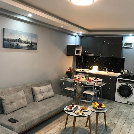 RoyalStar Taksim Family Suites Istanbul Bagian luar foto