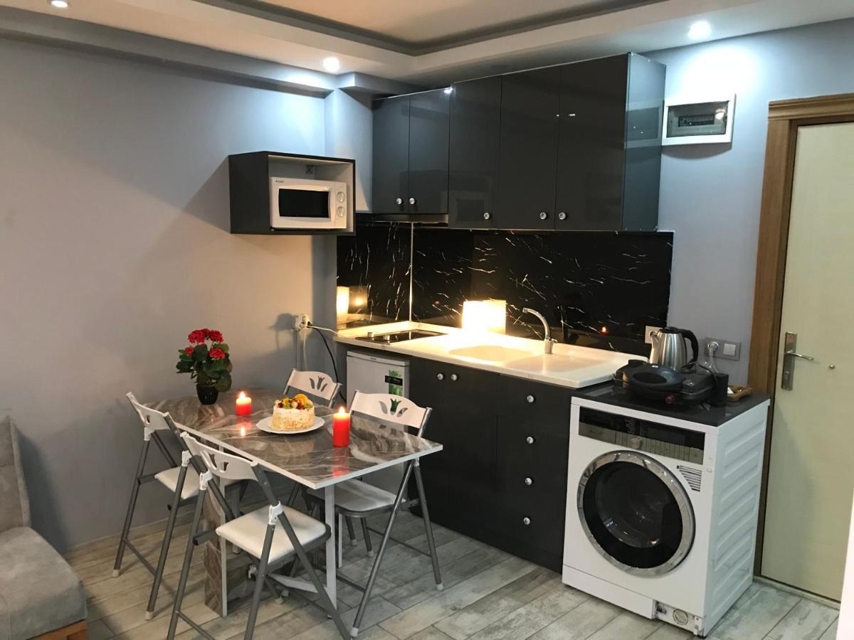 RoyalStar Taksim Family Suites Istanbul Bagian luar foto