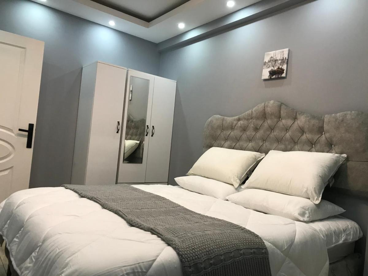 RoyalStar Taksim Family Suites Istanbul Bagian luar foto